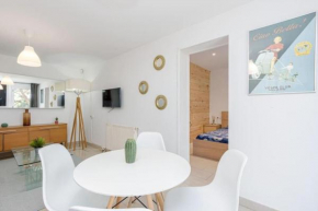 SM-LITTLE HOUSE IN DOWTOWN Casita Ampuriabrava